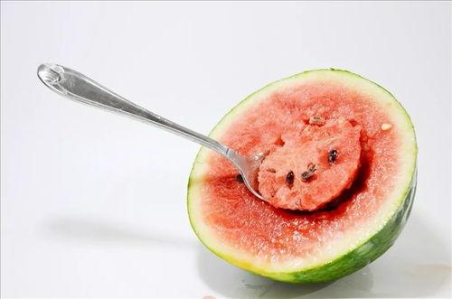 肾友可吃瓜吗,西瓜的适量享用之道