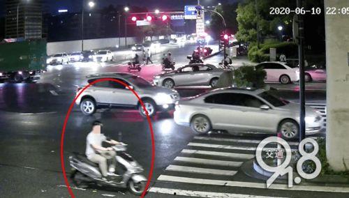 吃瓜自己电动车,轻松驾驭，畅享出行新体验