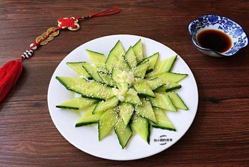 吃瓜长得漂亮怎么形容,美丽绽放——揭秘吃瓜与美貌的奇妙联系