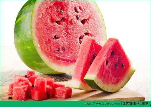 吃瓜治发烧,揭秘夏日发烧的神奇食疗方法