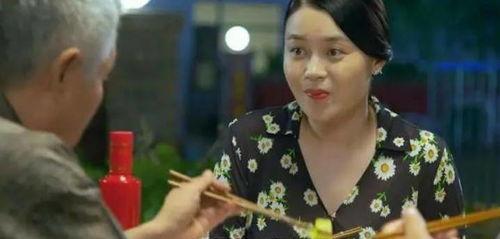 娇娇吃火龙瓜,娇娇的火龙瓜美食之旅