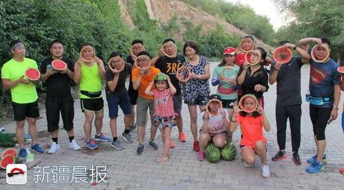 乌鲁木齐 吃瓜,瓜果飘香，品味西域风情